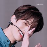 얘 진짜 잘생겼다