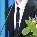 <b>옷사진</b>만 보고 누군지 맞혀봐