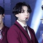나 정국이 <b>장발</b>파인데