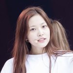 <b>예리</b>