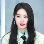 위클리 <b>조아</b> 너무 이쁜데