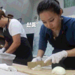 <b>펜싱칼</b> 대신 식칼을 잡은 <b>펜싱</b> 선수