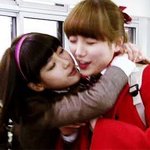 [드루와] 톱여<b>돌끼리</b>의 찐친목 ㅎㄷㄷ