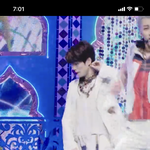 [NCT] 뭐 떨어졌었나봐 <b>재현</b>이 치우는거봐
