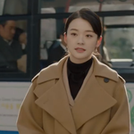 [알려줘] 이 코트 찾아주면 치킨쏨! (사진有)