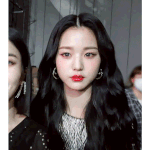 <b>장원영</b> 웨이브<b>머리</b> 넘 예쁨