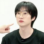 [댓글부탁해] 지나가는 슈주 팬들 슈주 <b>은혁</b> 짤 좀 뿌리고 가주라