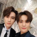 [NCT즌] <b>아무</b>도 없는 것 같은 <b>팬</b>톡에