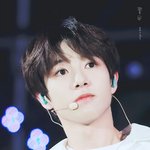 [EXO] 요즘 엔시티 <b>관심</b>가서 사진 찾아보는데 입덕각