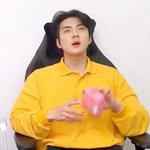 <b>세훈</b> 살쪘다매