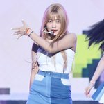 예리랑 <b>채영</b> 중에 얼굴 선택할 수 있다면 누가 될래?