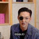 너네 <b>이창섭</b> 쌍수때문에 선글라스 낀거 봄????