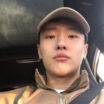 안<b>읽씹</b> 당해놓고 또 연락하는 건 뭔 심리냐