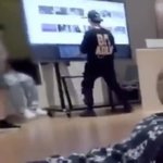 <b>변백현</b> 이러고 유튭함ㅋㅋㅋㅋㅋㅋ