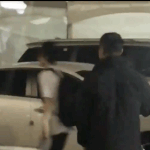 퇴근시계 <b>정확</b>하다는 백현