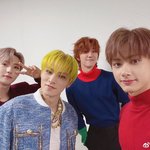 오늘자 올라온 세븐틴 엔시티 친목