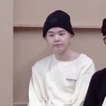 [방탄소년단] 장난 안치고 <b>민낯</b>의 저화질 고양이