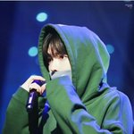 혹시 얘 <b>위너</b> 김진우야?