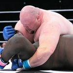 <b>흑인</b>들이 자기들 차별에만 민감한거