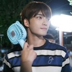 [김재중] 형님들 실버버튼 언<b>박싱</b> 영상 올라왔어!!