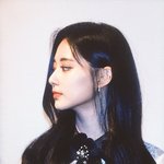 인 테 <b>리어</b>
