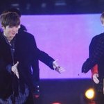 구<b>오빠</b> <b>현오빠</b> 같이 있는 사진 주웠다