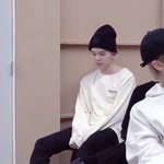 [방탄소년단] <b>에오</b>에오 어디있는지아는이쀠,,