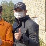 박찬열이 이걸 입었다는거부터가 말이 안돼