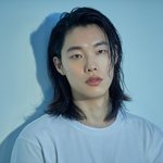류준열 왜<b>이리</b> 잘생겨보이냐