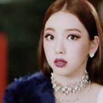 유지민이 못생긴거임?