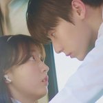 [댓글부탁해] <b>황민현</b> 잘생겼다ㅋㅋㅋ