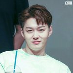 표정 <b>갭</b>차이 뭐임????