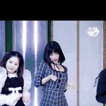 <b>모모</b> 몸매 진짜 예쁘지않니