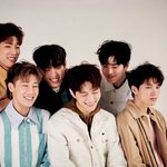 <b>본업</b> 존잘 고딩 판녀 있냐 ㅠㅠㅠ