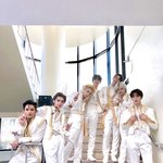 [NCT] 루카스 또 계단 뒤에 들어갓엌ㅋㅋ