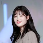 [19] 졸업식때 안친한애가 꽃다발주면 <b>음침</b>해보이냐?ㅠㅠ