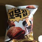 [ㅈㄱㄴ] 꼬<b>북칩</b> 초코츄러스 먹는 중...