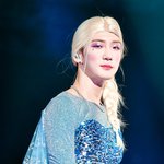 여기 <b>엘사</b>는 다르게 생겼어 ㅠㅠㅠㅠ