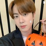방탄 할로윈 셀카 <b>탐라</b>에서 몇 개 주웠다