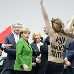 여성해방 만세 <b>페미니즘</b> 만세