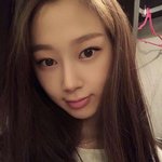 <b>지젤</b> 강혜원 닮은듯