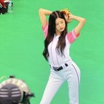 ??? : 유지민 얼굴작고 키크고 <b>비율</b>좋아!!