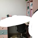 진심 나 <b>책상</b> 바꿔야할거같지 않아?