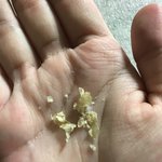 저 귀에서 콘푸로스트 나온거 봐<b>주시</b>술?