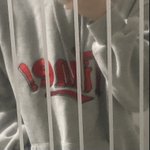 교복에 이 후드 에바냐