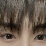 [NCT즌] 진지하게 동윈윈 사진 들고 <b>쌍수</b>하러
