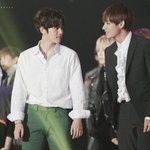 100현씨 올해 무조건 마마 나가<b>주시</b>술..^^