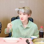 [펜타곤] <b>후이</b> 하찮은짤 기부해주라