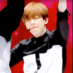 <b>나비</b> 백현