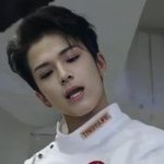 사히 뭔가 탑 동생같아